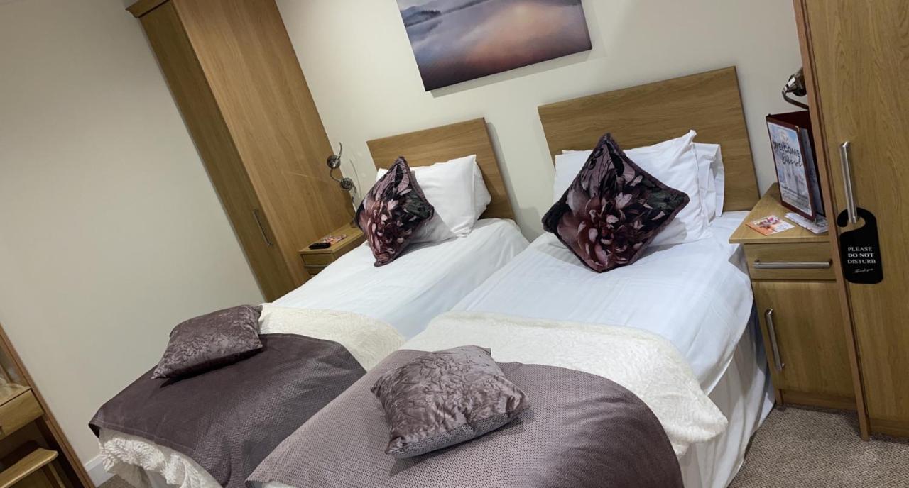 The Armada Inn Armoy Dış mekan fotoğraf