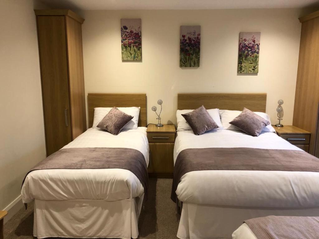 The Armada Inn Armoy Dış mekan fotoğraf